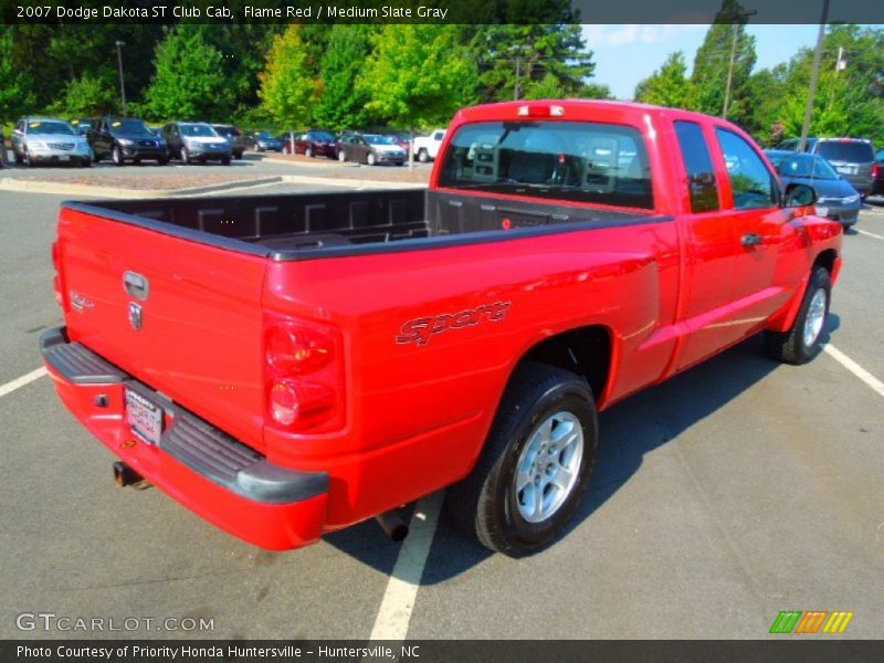 Flame Red / Medium Slate Gray 2007 Dodge Dakota ST Club Cab