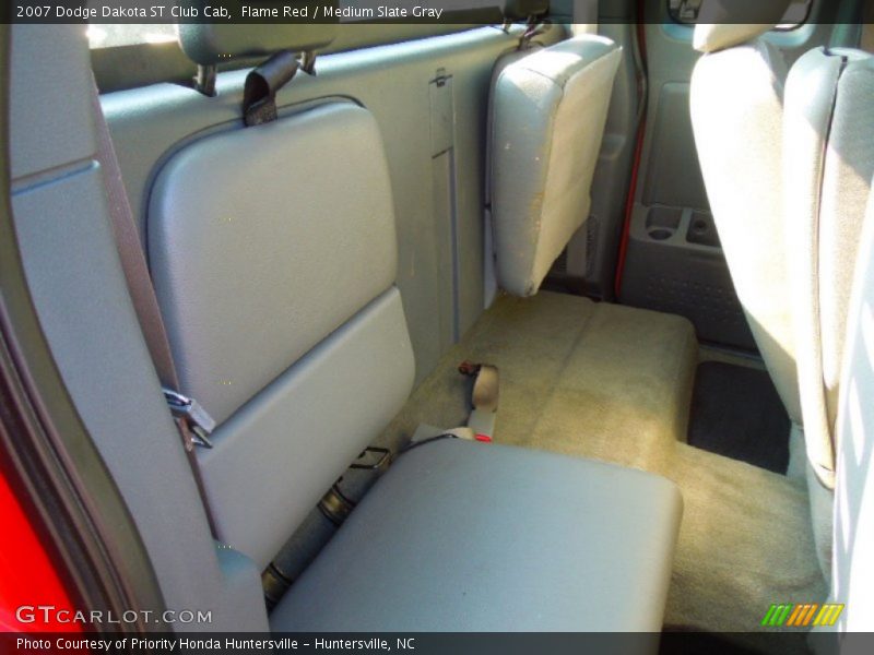 Flame Red / Medium Slate Gray 2007 Dodge Dakota ST Club Cab