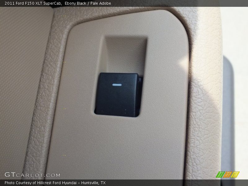 Ebony Black / Pale Adobe 2011 Ford F150 XLT SuperCab