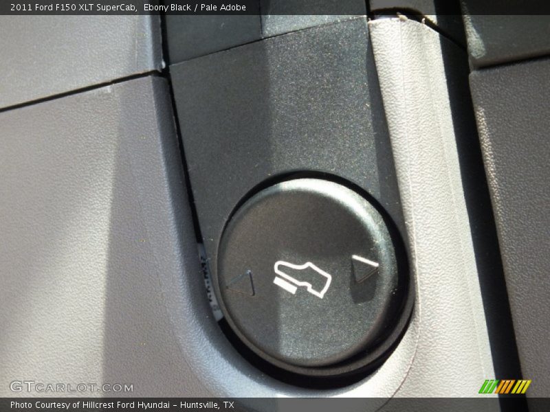 Ebony Black / Pale Adobe 2011 Ford F150 XLT SuperCab