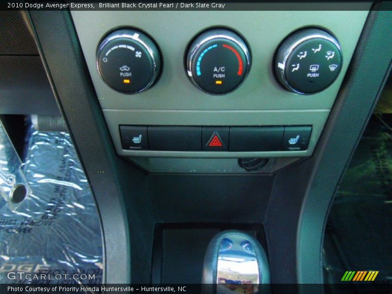 Brilliant Black Crystal Pearl / Dark Slate Gray 2010 Dodge Avenger Express