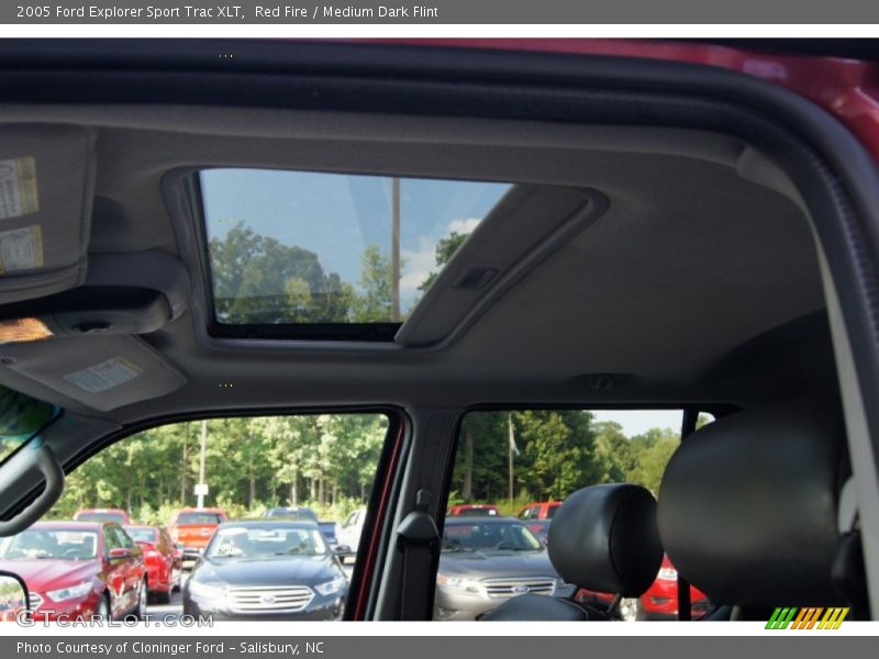Red Fire / Medium Dark Flint 2005 Ford Explorer Sport Trac XLT