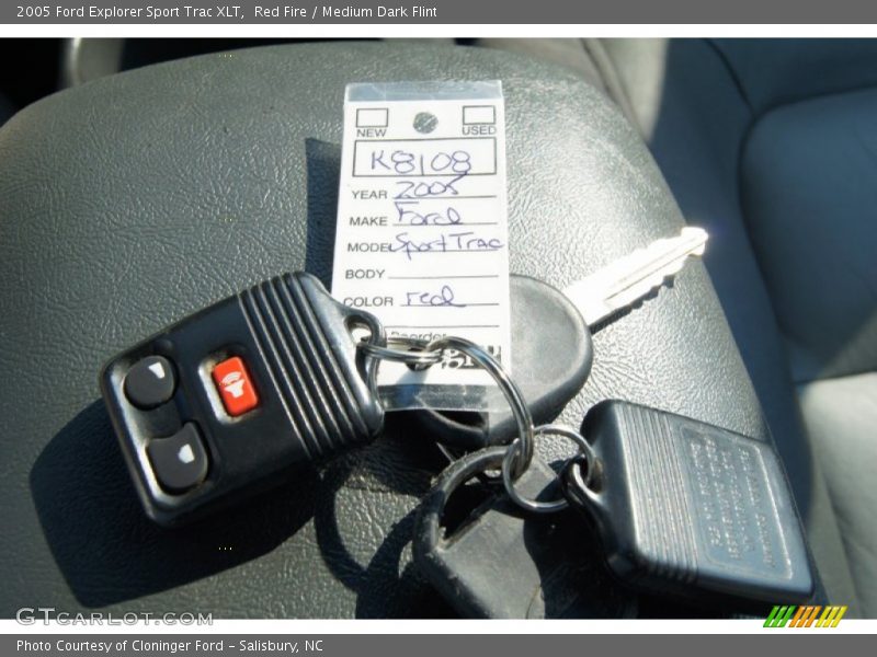 Red Fire / Medium Dark Flint 2005 Ford Explorer Sport Trac XLT