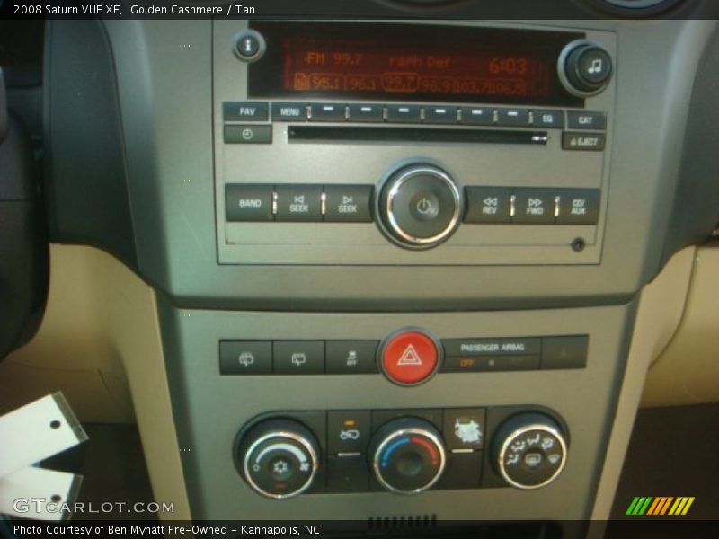 Golden Cashmere / Tan 2008 Saturn VUE XE