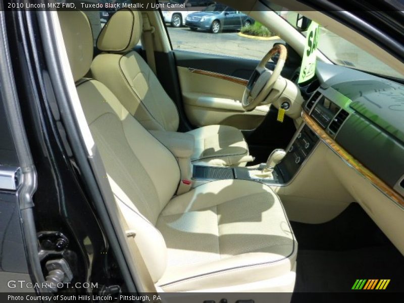Tuxedo Black Metallic / Light Camel 2010 Lincoln MKZ FWD