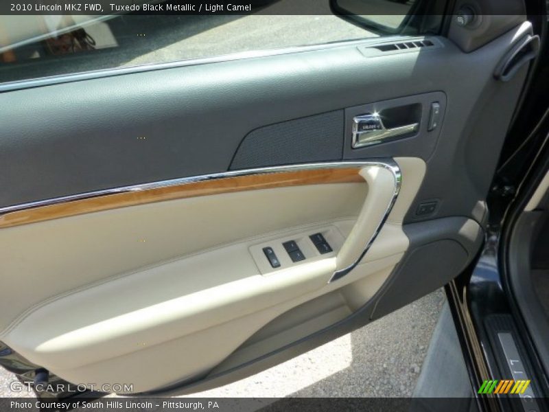 Tuxedo Black Metallic / Light Camel 2010 Lincoln MKZ FWD