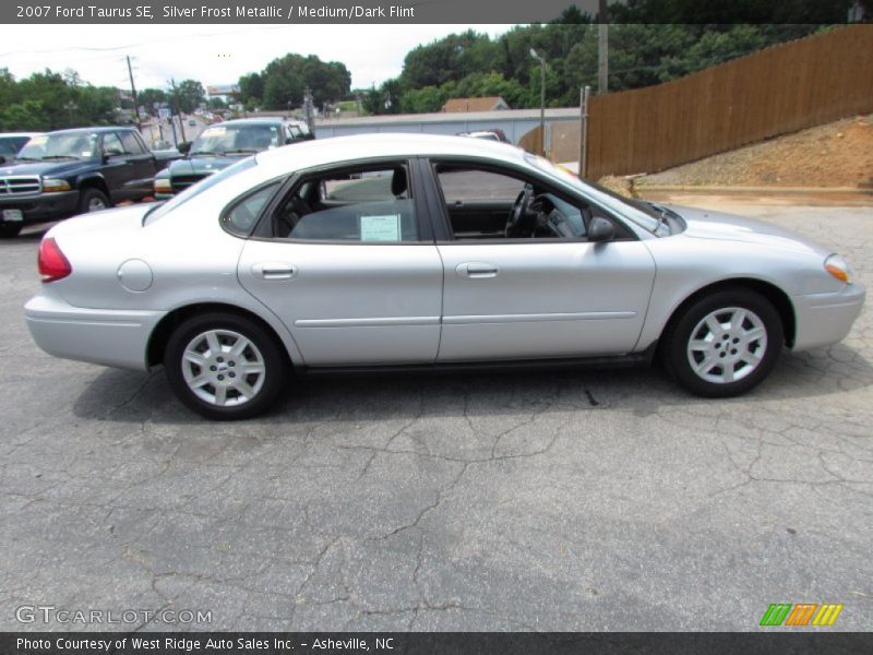 Silver Frost Metallic / Medium/Dark Flint 2007 Ford Taurus SE