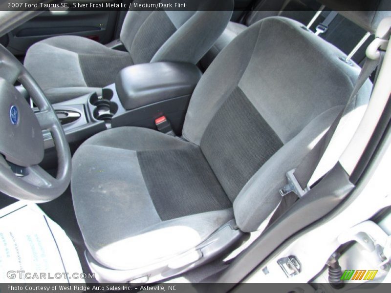 Silver Frost Metallic / Medium/Dark Flint 2007 Ford Taurus SE