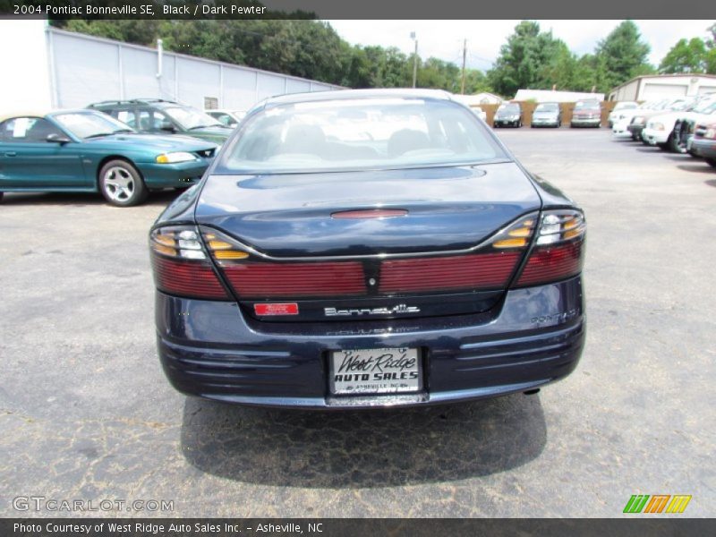 Black / Dark Pewter 2004 Pontiac Bonneville SE