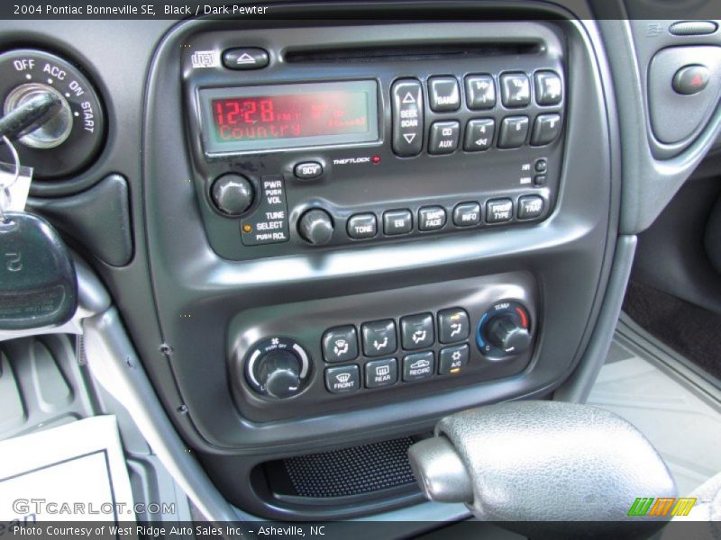 Black / Dark Pewter 2004 Pontiac Bonneville SE