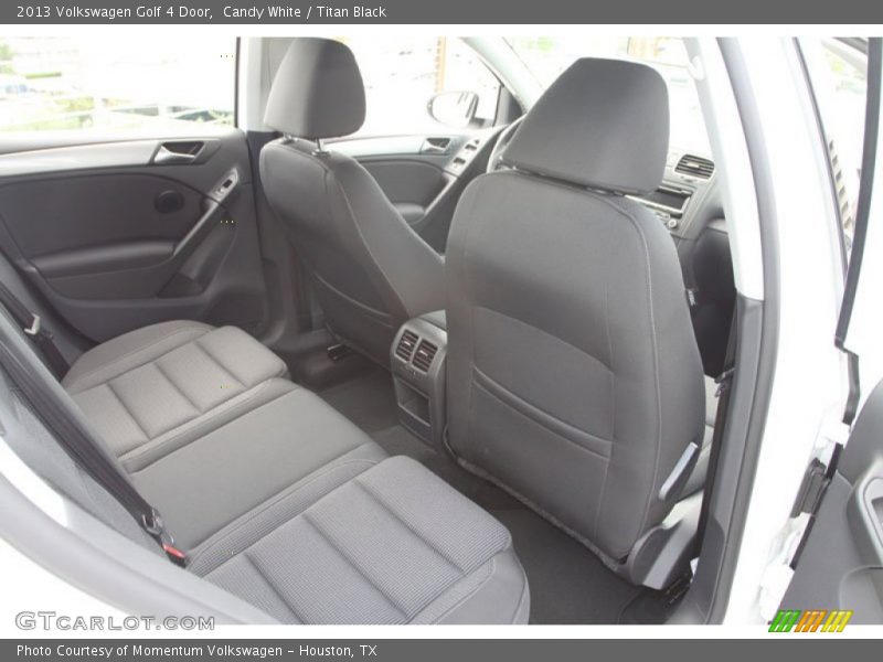 Candy White / Titan Black 2013 Volkswagen Golf 4 Door