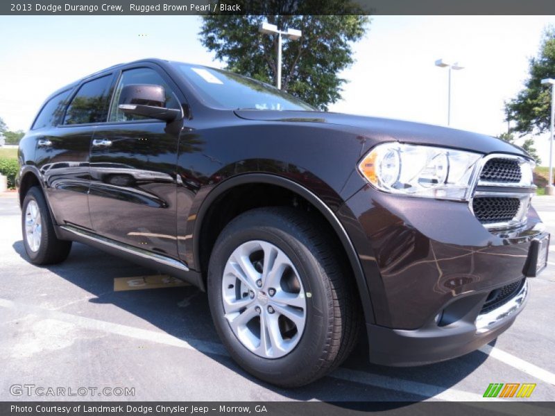 Front 3/4 View of 2013 Durango Crew