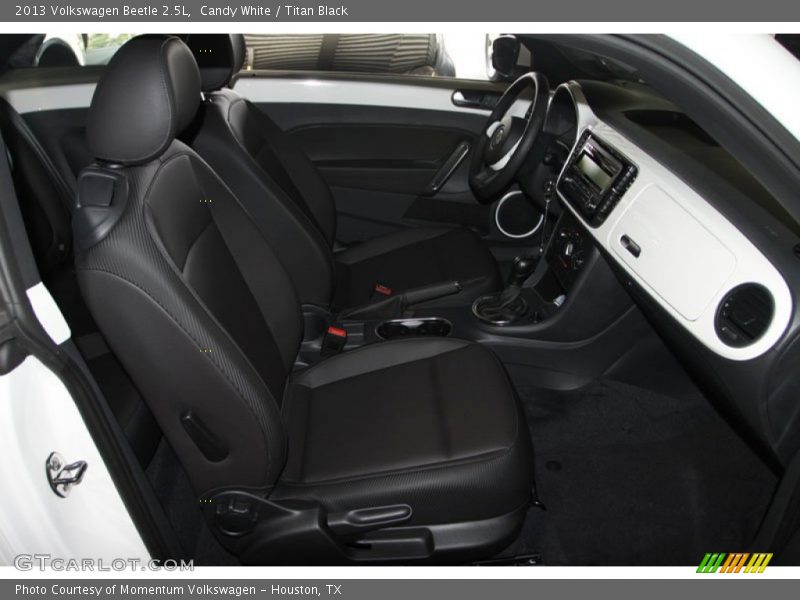 Candy White / Titan Black 2013 Volkswagen Beetle 2.5L