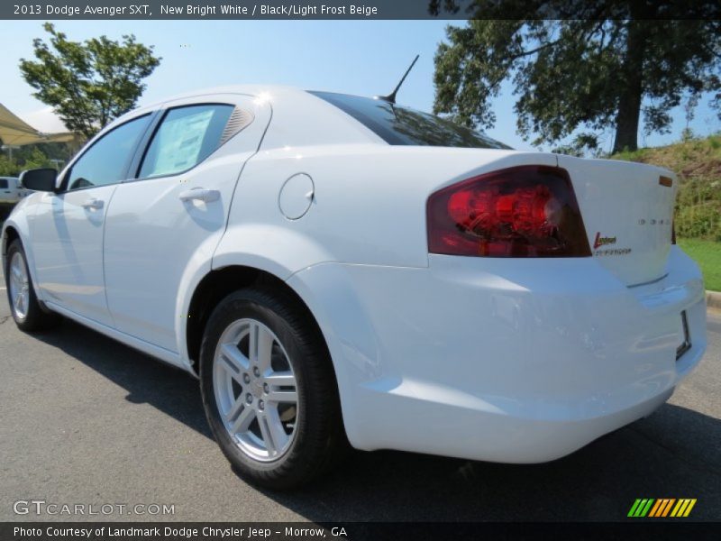 New Bright White / Black/Light Frost Beige 2013 Dodge Avenger SXT