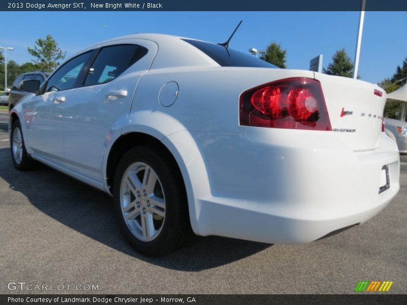 New Bright White / Black 2013 Dodge Avenger SXT