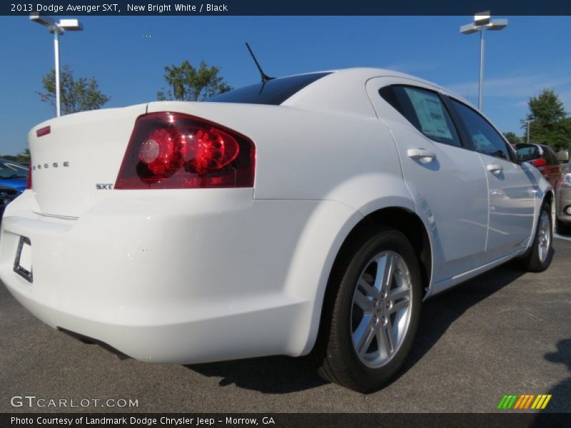 New Bright White / Black 2013 Dodge Avenger SXT