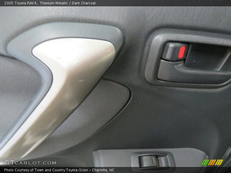 Titanium Metallic / Dark Charcoal 2005 Toyota RAV4