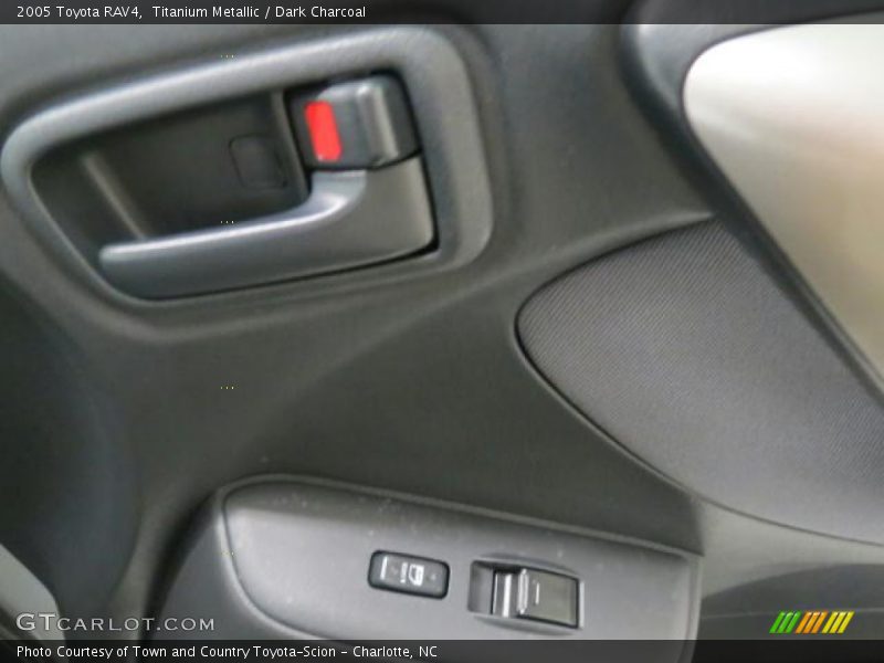 Titanium Metallic / Dark Charcoal 2005 Toyota RAV4