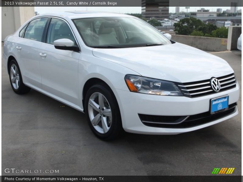 Candy White / Cornsilk Beige 2013 Volkswagen Passat 2.5L SE