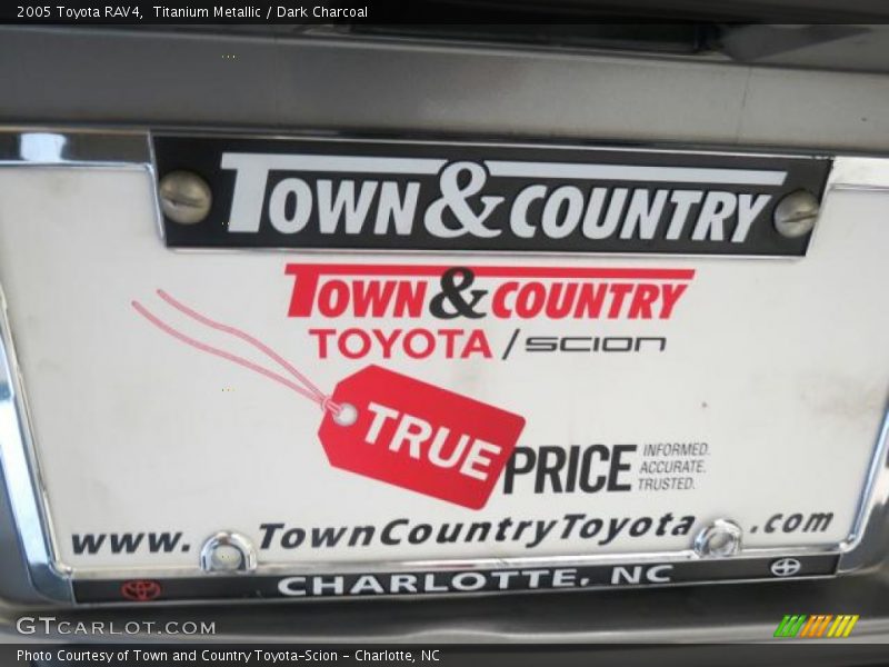 Titanium Metallic / Dark Charcoal 2005 Toyota RAV4