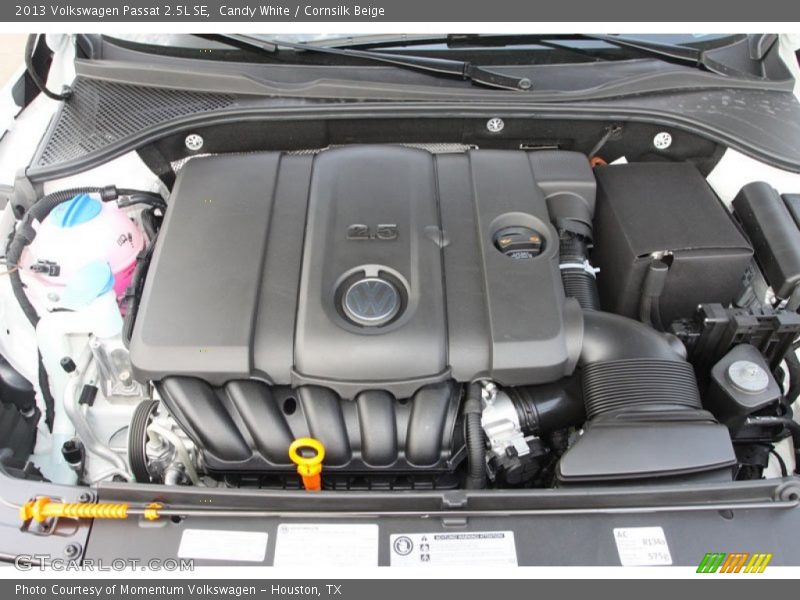 Candy White / Cornsilk Beige 2013 Volkswagen Passat 2.5L SE