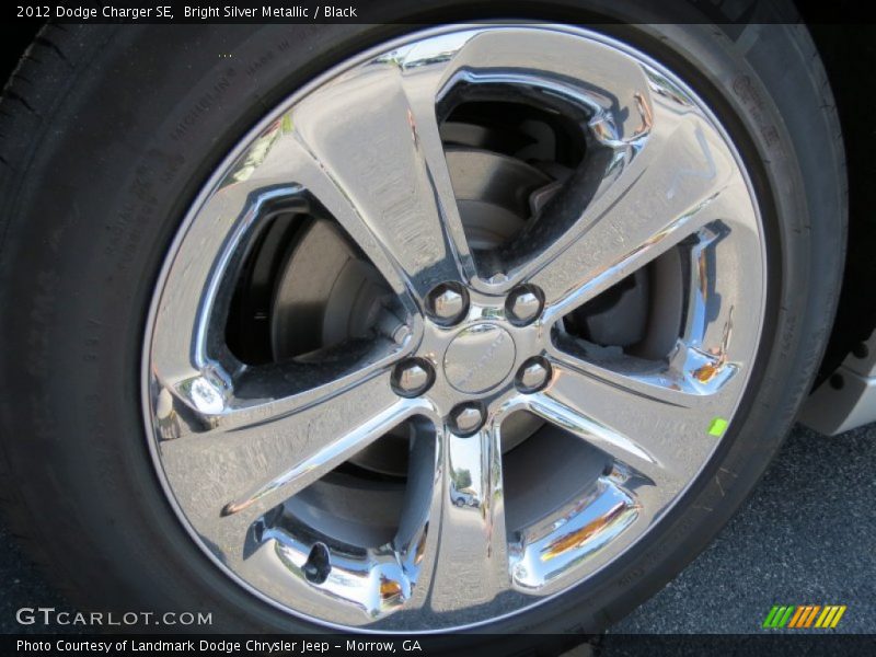 Bright Silver Metallic / Black 2012 Dodge Charger SE
