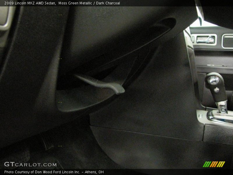 Moss Green Metallic / Dark Charcoal 2009 Lincoln MKZ AWD Sedan