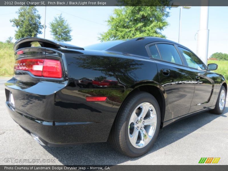Pitch Black / Black/Light Frost Beige 2012 Dodge Charger SE