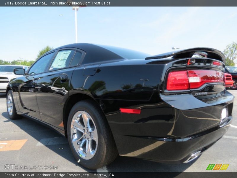 Pitch Black / Black/Light Frost Beige 2012 Dodge Charger SE
