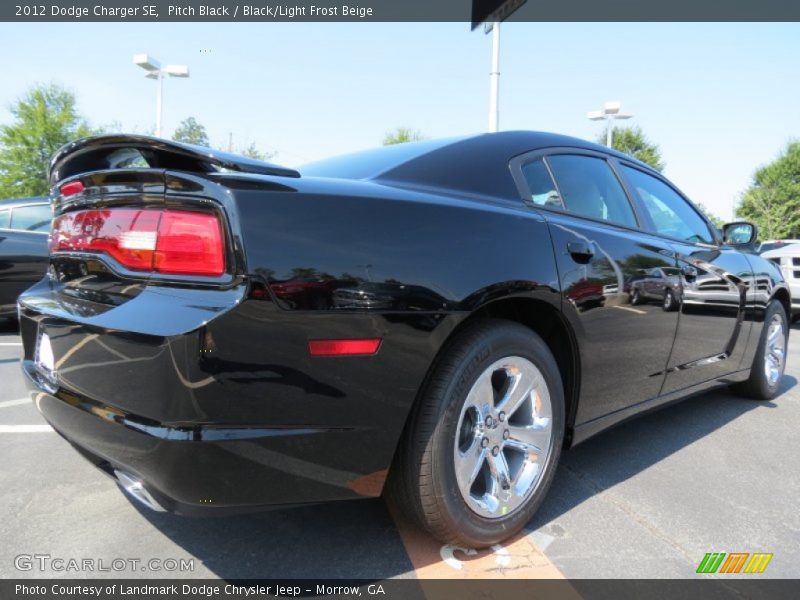 Pitch Black / Black/Light Frost Beige 2012 Dodge Charger SE