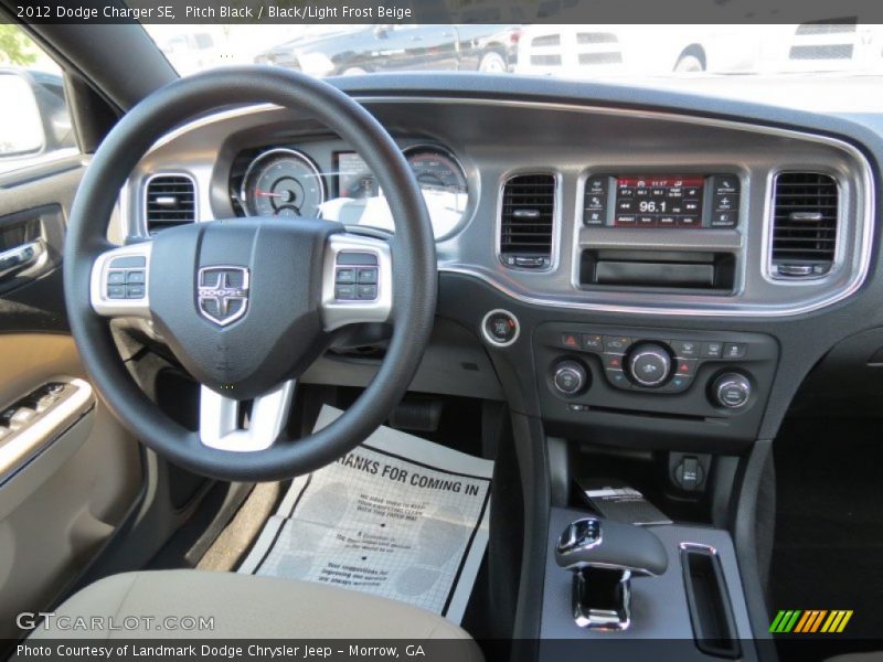 Pitch Black / Black/Light Frost Beige 2012 Dodge Charger SE
