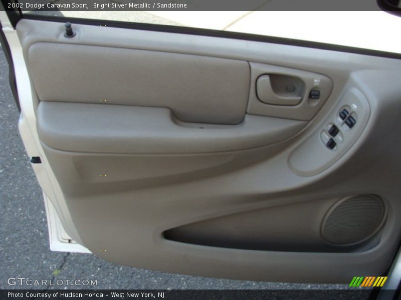 Bright Silver Metallic / Sandstone 2002 Dodge Caravan Sport