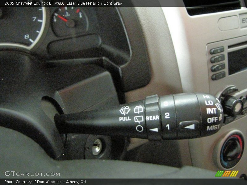 Controls of 2005 Equinox LT AWD