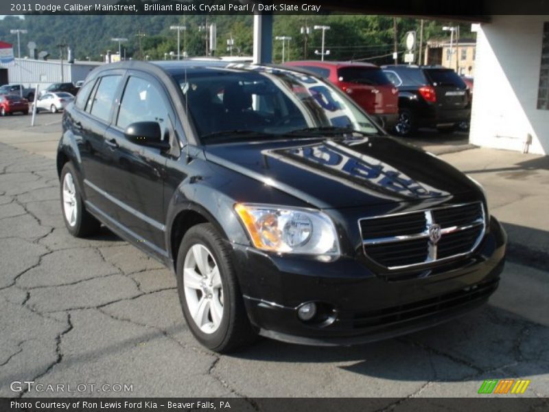 Brilliant Black Crystal Pearl / Dark Slate Gray 2011 Dodge Caliber Mainstreet
