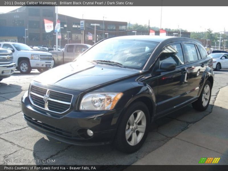 Brilliant Black Crystal Pearl / Dark Slate Gray 2011 Dodge Caliber Mainstreet