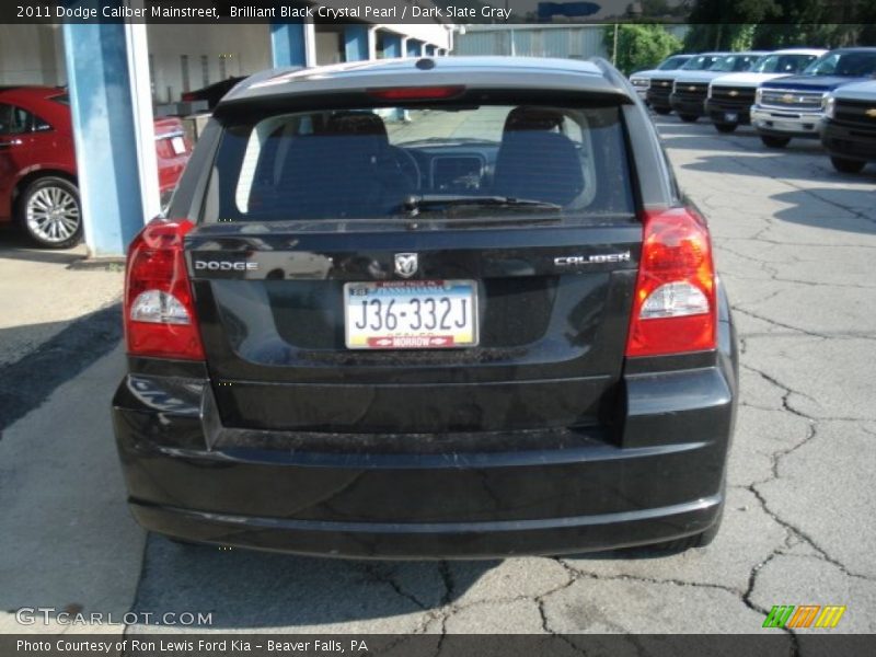 Brilliant Black Crystal Pearl / Dark Slate Gray 2011 Dodge Caliber Mainstreet