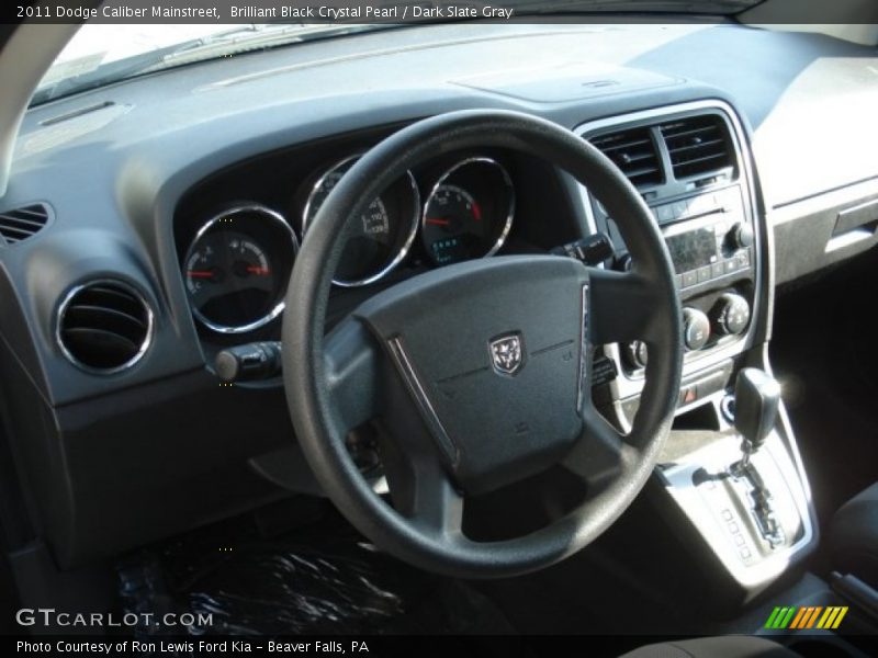Brilliant Black Crystal Pearl / Dark Slate Gray 2011 Dodge Caliber Mainstreet