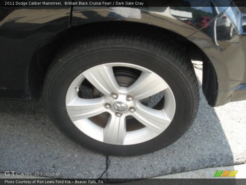 Brilliant Black Crystal Pearl / Dark Slate Gray 2011 Dodge Caliber Mainstreet