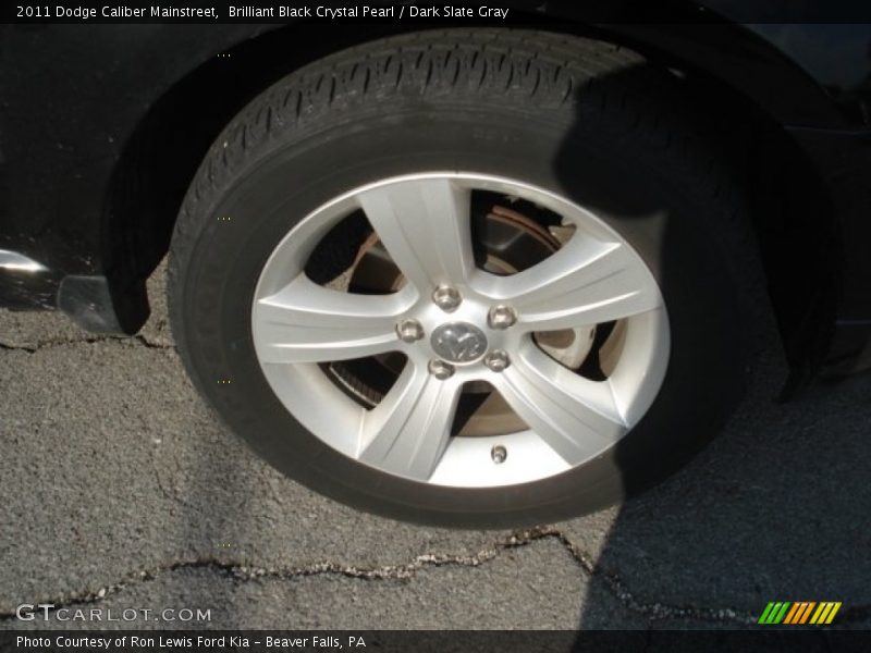 Brilliant Black Crystal Pearl / Dark Slate Gray 2011 Dodge Caliber Mainstreet