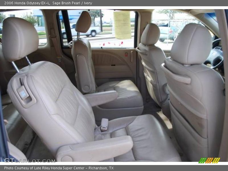 Sage Brush Pearl / Ivory 2006 Honda Odyssey EX-L