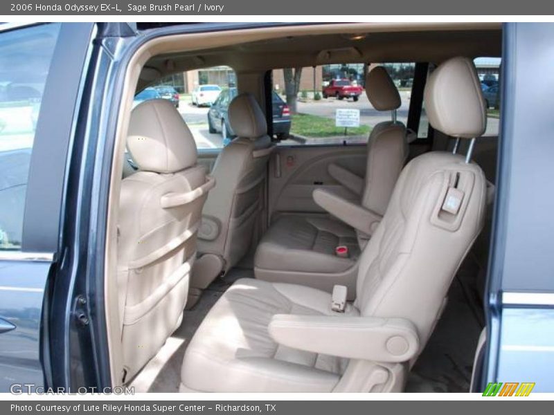 Sage Brush Pearl / Ivory 2006 Honda Odyssey EX-L
