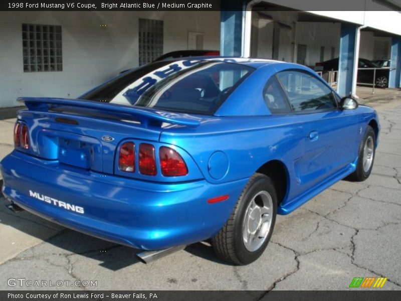 Color Sample of 1998 Mustang V6 Coupe