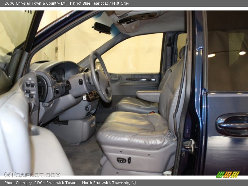 Patriot Blue Pearlcoat / Mist Gray 2000 Chrysler Town & Country LXi