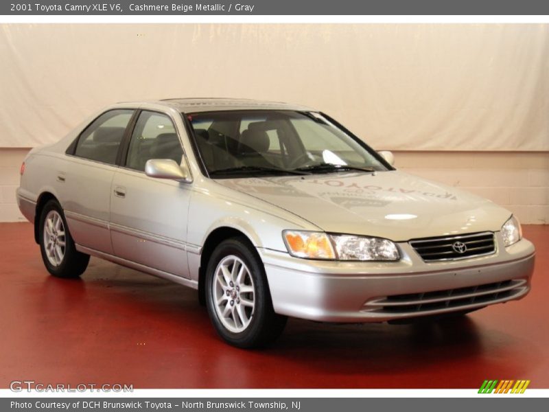 Cashmere Beige Metallic / Gray 2001 Toyota Camry XLE V6