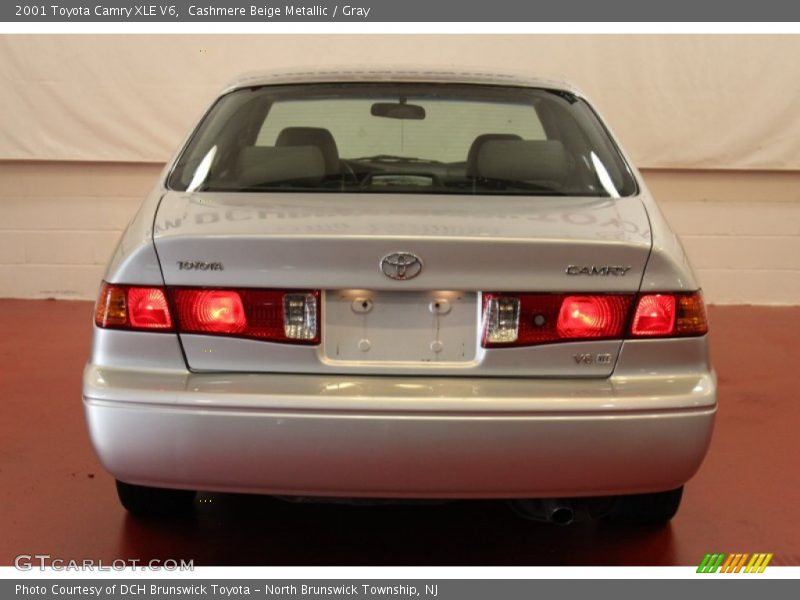 Cashmere Beige Metallic / Gray 2001 Toyota Camry XLE V6