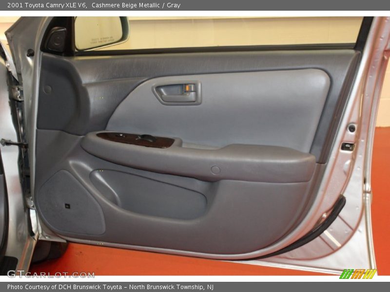 Cashmere Beige Metallic / Gray 2001 Toyota Camry XLE V6