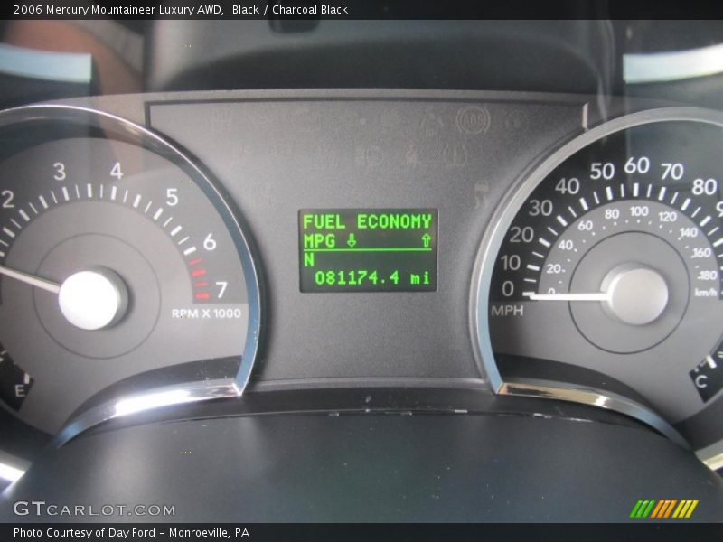 Black / Charcoal Black 2006 Mercury Mountaineer Luxury AWD