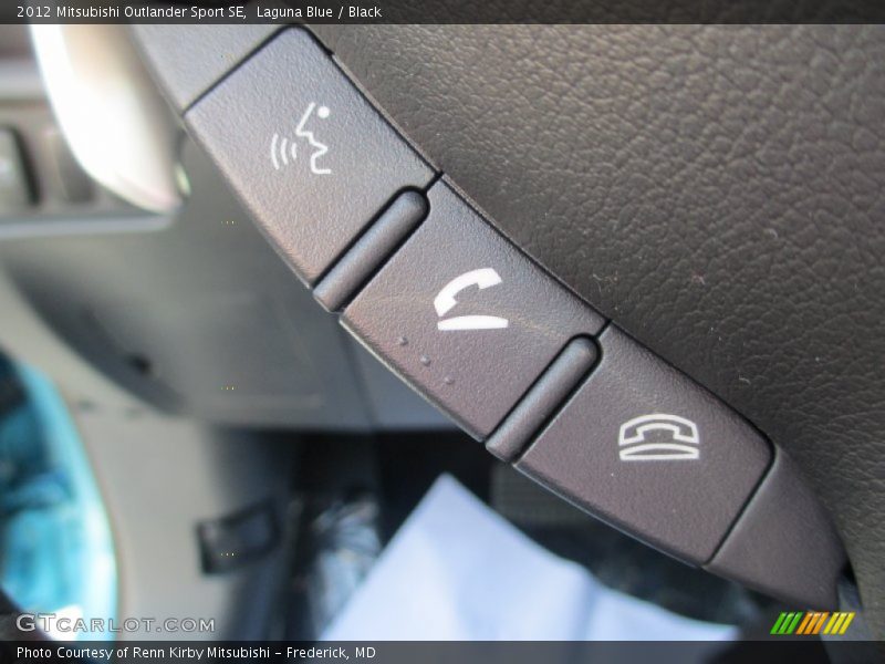 Controls of 2012 Outlander Sport SE