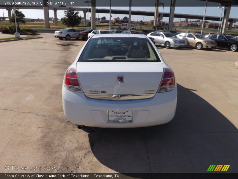 Polar White / Tan 2009 Saturn Aura XR