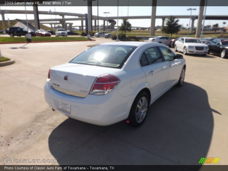 Polar White / Tan 2009 Saturn Aura XR